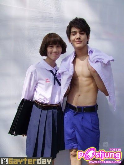 รวมภาพ เม้าส์ B.O.Y ในเรื่องโลมา