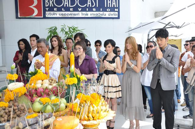 คุณนายที่5 ดอกส้มสีทอง