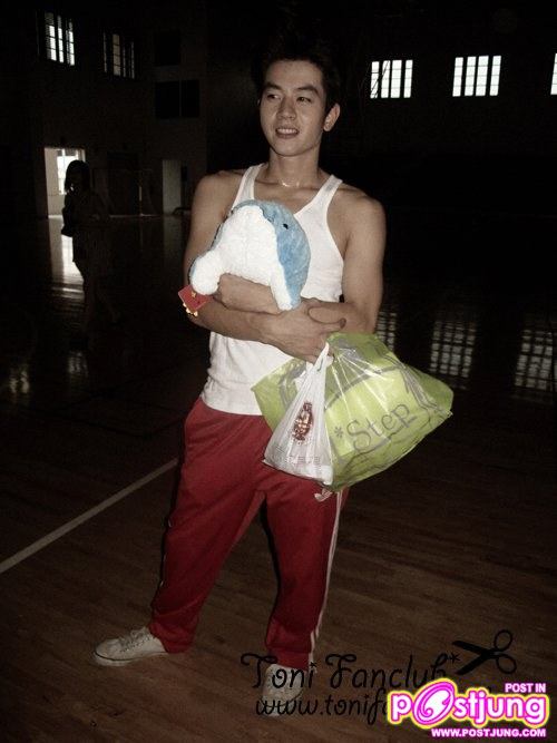 (เก็บตก) โทนี่ @กองถ่ายละครโลมากล้าท้าฝัน