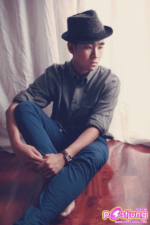 [New Photoshoot] August Band