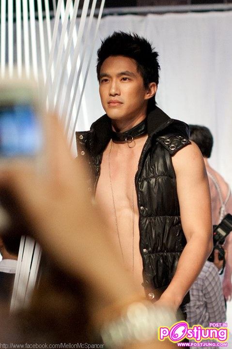 ภาพงาน [Launch Party] Grand-Opening attitude magazine Thailand 2011