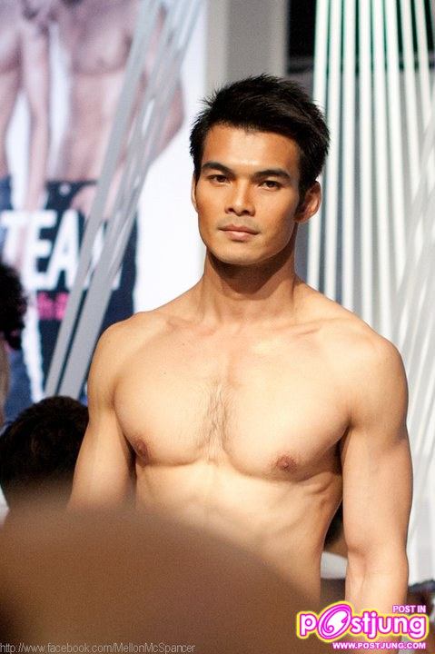 ภาพงาน [Launch Party] Grand-Opening attitude magazine Thailand 2011