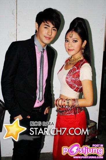 อสูรน้อยในตะเกียงแก้ว