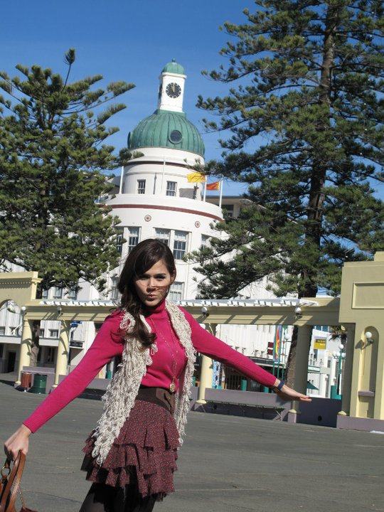 ชมพู่ โดนัท ไอซ์ ในดอกส้มสีทอง