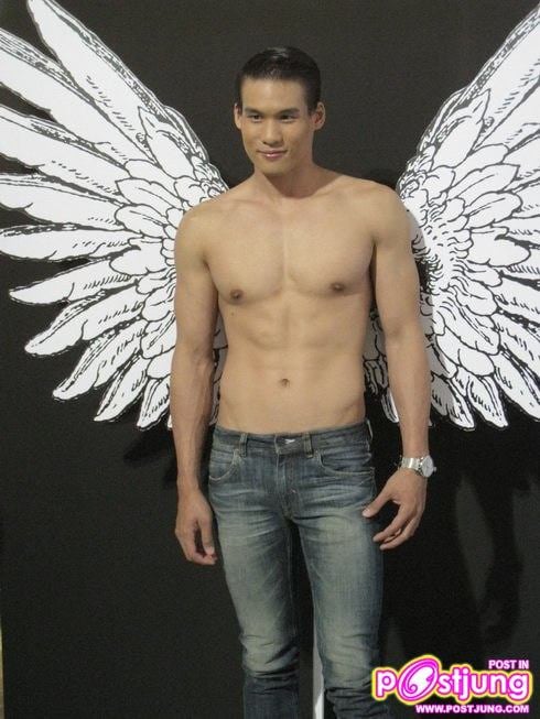 (เก็บตก) งานLaunch Party attitude Thailand 2011นายแบบแซ่บซ่าส์ จี๊ดดดดกันทั้งงาน