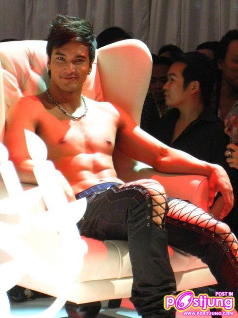 (เก็บตก) งานLaunch Party attitude Thailand 2011นายแบบแซ่บซ่าส์ จี๊ดดดดกันทั้งงาน