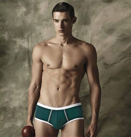 นายแบบน่ากิน คลิกเลยครับ