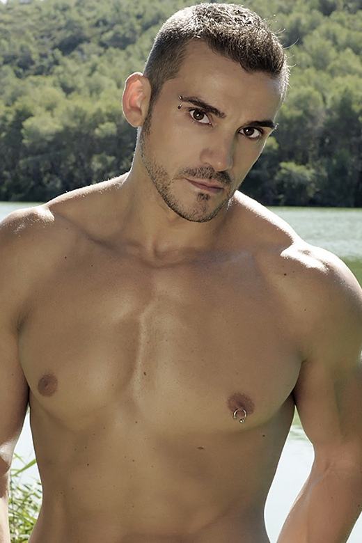 หล่อ เท่ ล่ำ