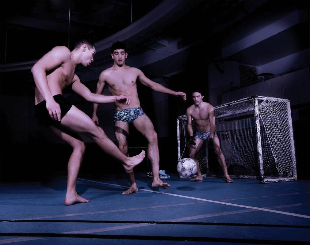 หล่อ เท่ ล่ำ