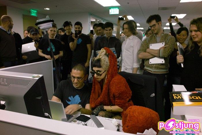 lady gaga & ไปสำนัหงานทวิตเตอร์ที่SanFrancisco