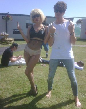 lady gaga & fuckking Oops!