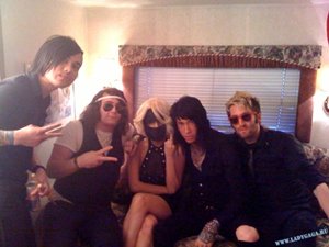 lady gaga & fuckking Oops!