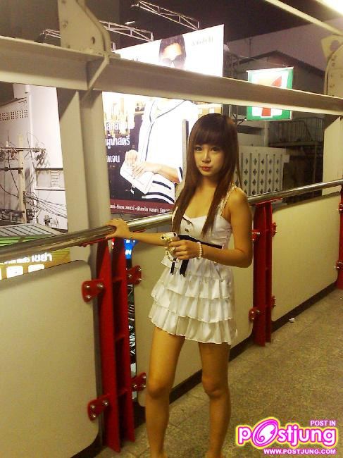 ชิงตำเเหน่ง เจ้าเเม่เเอ็บเเบ็ว โคมิ VS เอ้