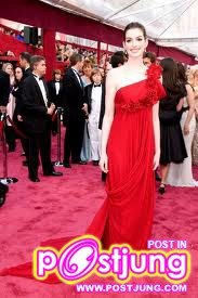 Anne Hathaway เธอไม่ได้น้อยไปกว่าใคร
