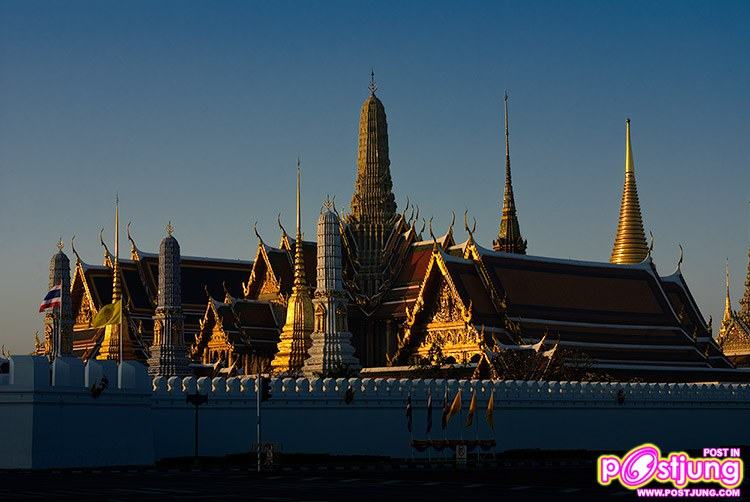 ประเทศไทย คือ ครุฑ