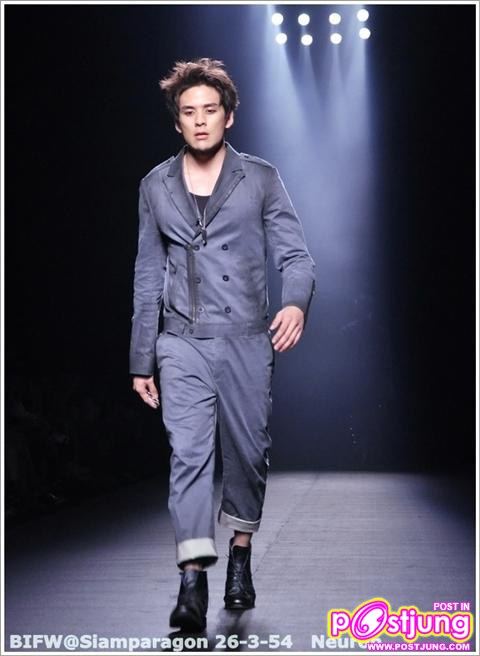 Bangkok International Fashion Week S/S 2011(Brand : 27Nov.)