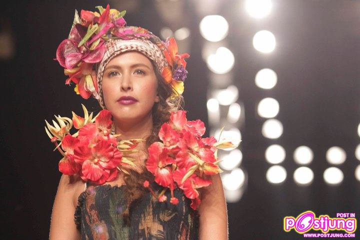 Bangkok International Fashion Week SS 2011(Brand : Issue)