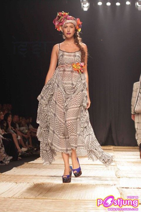 Bangkok International Fashion Week SS 2011(Brand : Issue)