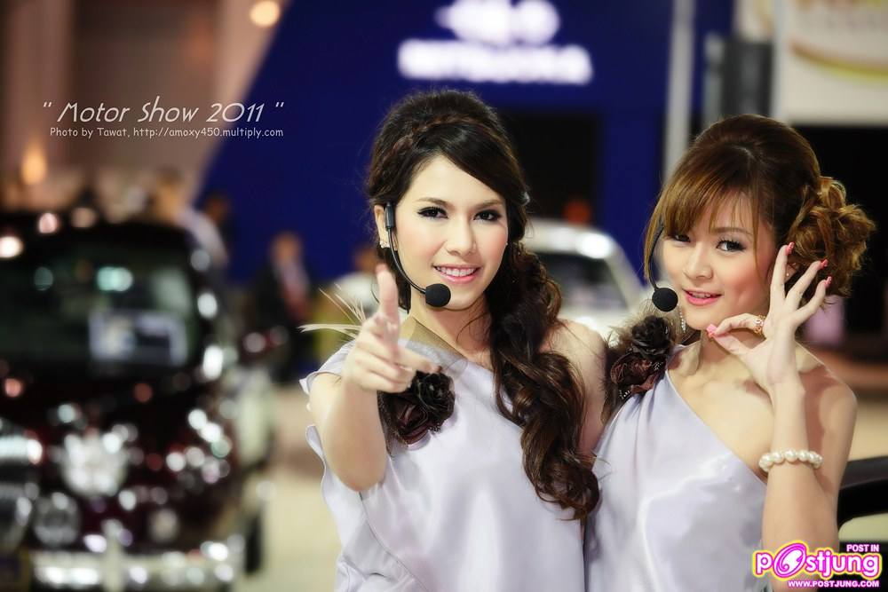 พริตตี้ ในงาน Motor Show 2011