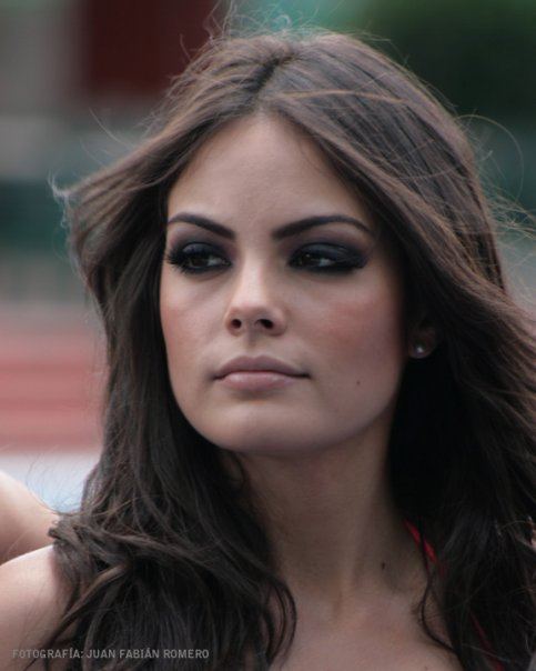 [[ ฆิเมน่า นาวาเรตเต้ จาก อดีต-ปัจจุบัน ]]