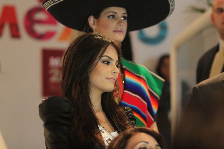 [[ ฆิเมน่า นาวาเรตเต้ จาก อดีต-ปัจจุบัน ]]