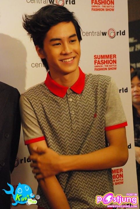 เก้า งานSummer Fashion -Unpack The Battle @ Central World
