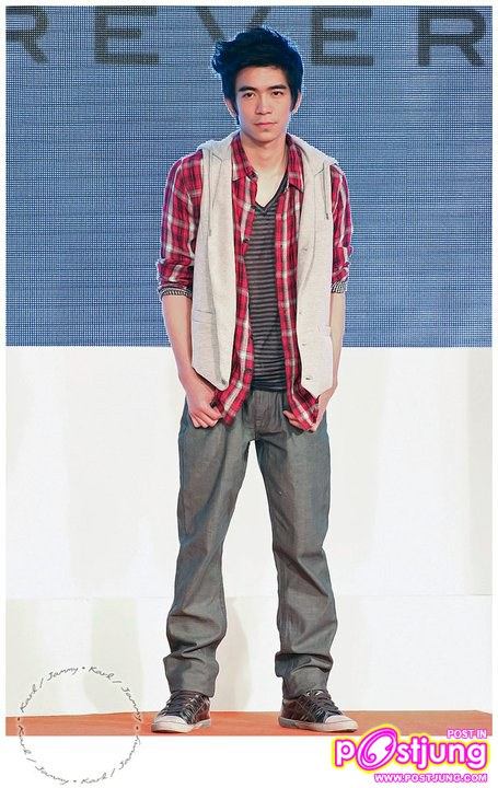 ต้อล เดินแบบในงาน Summer Fashion - Unpack The Battle @ Central World