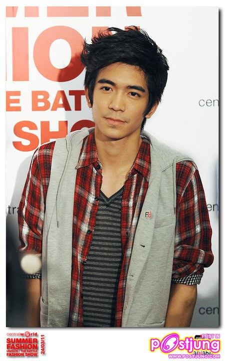 ต้อล เดินแบบในงาน Summer Fashion - Unpack The Battle @ Central World