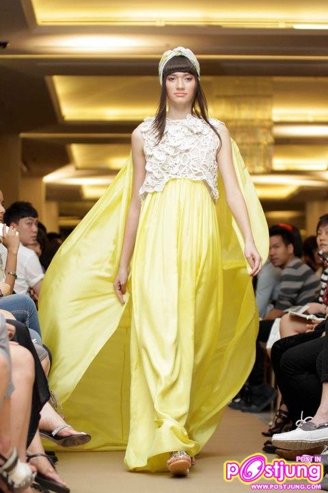 อวบอ้วน เดินแบบงานBIFW 2011 [Brand : Theatre]