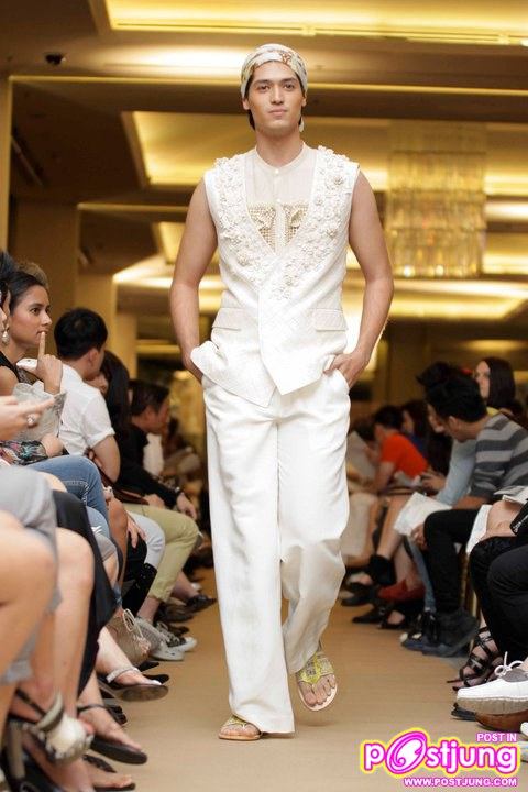 อวบอ้วน เดินแบบงานBIFW 2011 [Brand : Theatre]