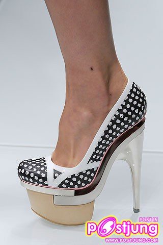 Brand รองเท้าที่สาวกแฟชั่นไม่ควรพลาด II