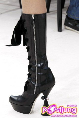 Brand รองเท้าที่สาวกแฟชั่นไม่ควรพลาด II