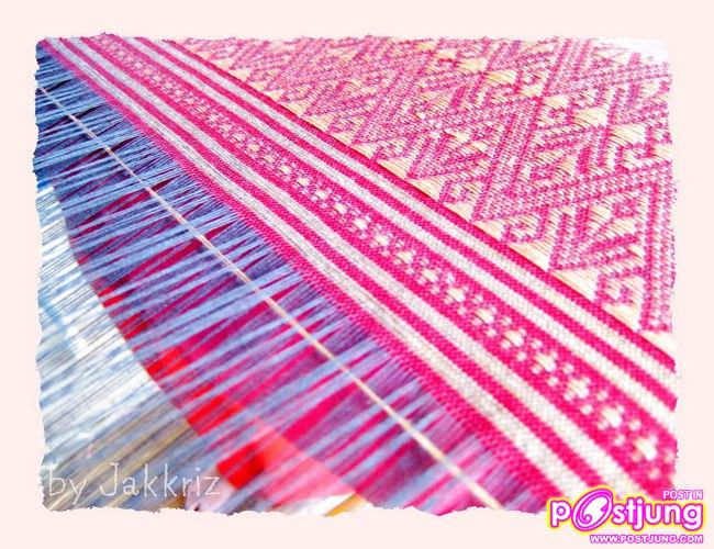 ผ้าทอที่ชุมชนไทใหญ่