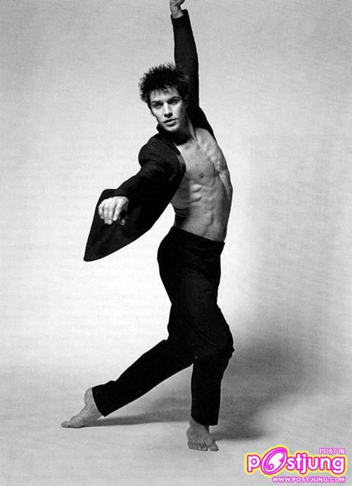 Roberto Bolle @ GQ Style Italia S/S 2011