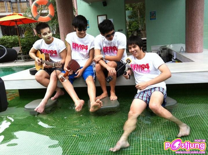 เม้าส์-ฮาเวิร์ด-อาร์-เก้า นำทัพดาราโชว์ซิกแพค..[ซิกแพค ออน เดอะ บีช 4]