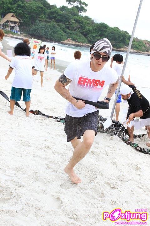 เม้าส์-ฮาเวิร์ด-อาร์-เก้า นำทัพดาราโชว์ซิกแพค..[ซิกแพค ออน เดอะ บีช 4]