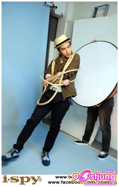 Singular @ I-SPY no.263 April 2011