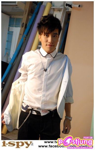 Singular @ I-SPY no.263 April 2011