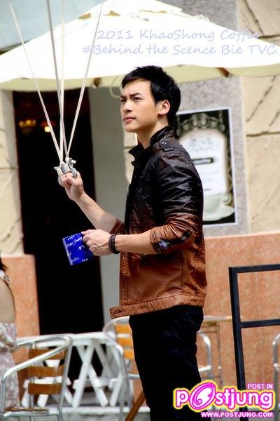 บี้ เดอะสตาร์ เบี้องหลังถ่ายโฆษณากาแฟเขาช่อง