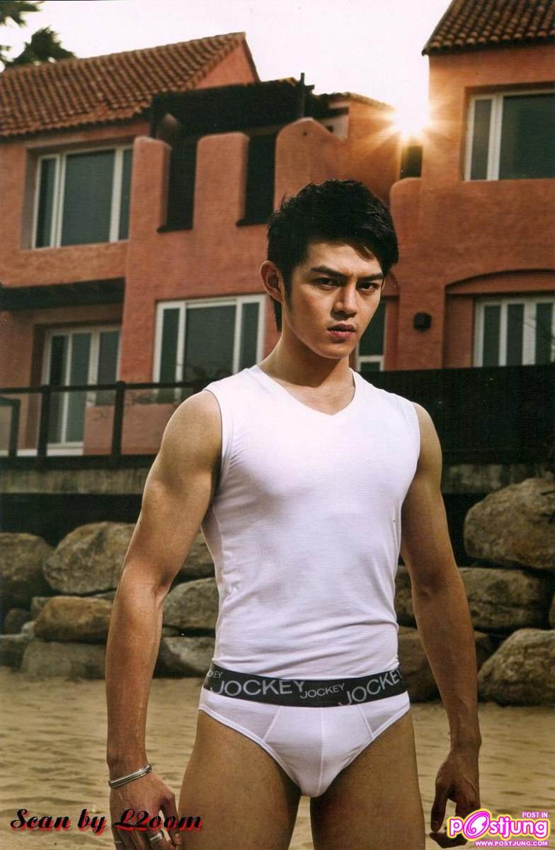 ตั้ม มานินพันธุ์ หนุ่มหน้าใส..เผยหุ่นล่ำใน Men's Health April 2011