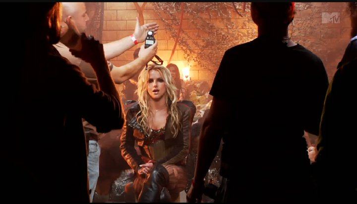 Britney Spears - Till The World Ends (Some Scenes Backstage)