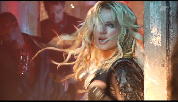 Britney Spears - Till The World Ends (Some Scenes Backstage)