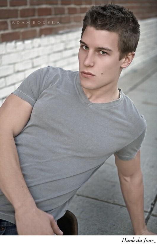 แมน ล่ำ หล่อ