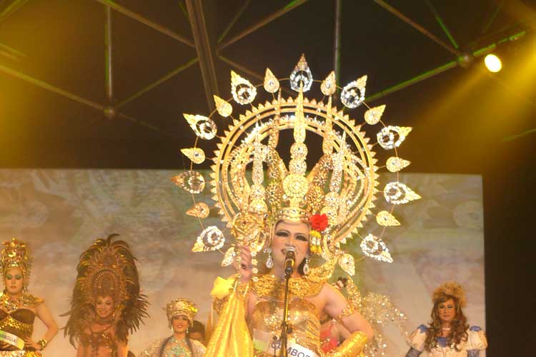 ภาพการประกวด Miss AC/DC