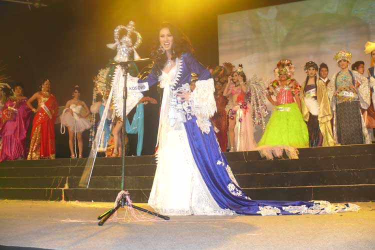 ภาพการประกวด Miss AC/DC