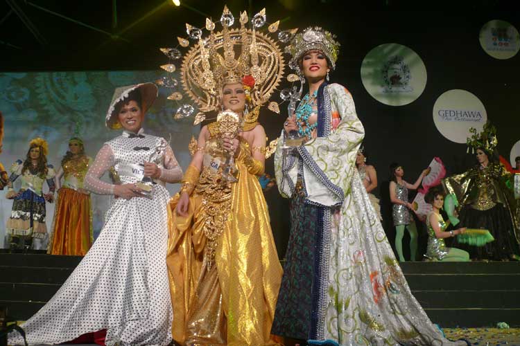 ภาพการประกวด Miss AC/DC