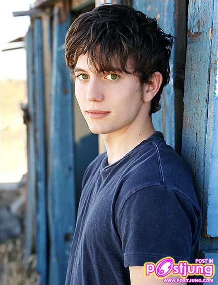 เเจ็คสัน รัทโบน  หล่อมากกกกกกก