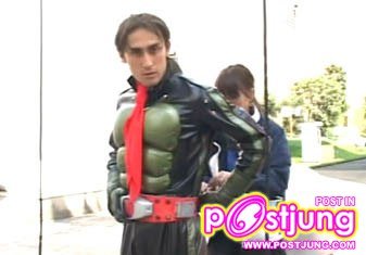 หนุ่มหล่อเซ็กซี่ในชุด super hero เป้าตุง