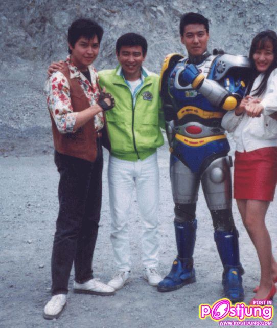 หนุ่มหล่อเซ็กซี่ในชุด super hero เป้าตุง