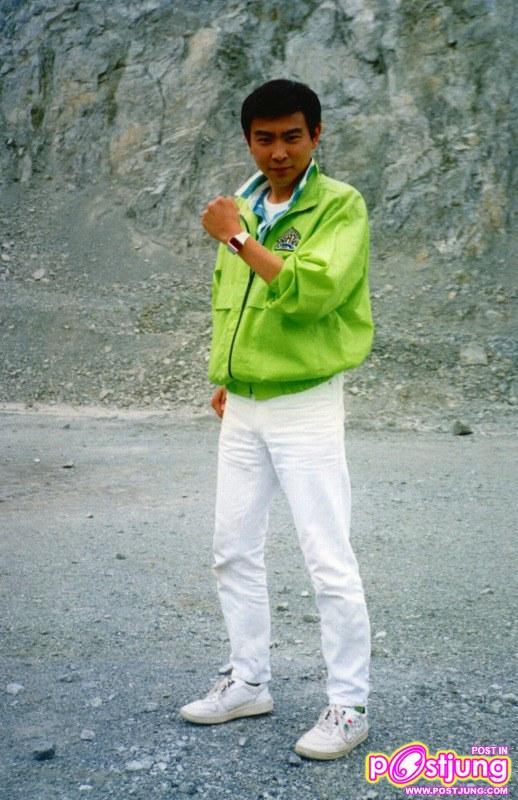 หนุ่มหล่อเซ็กซี่ในชุด super hero เป้าตุง